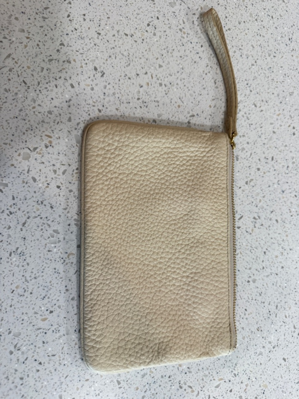 Brahmin Pebbled Leather Wristlet in Cream with Gold Hardware - Picture 2 of 3